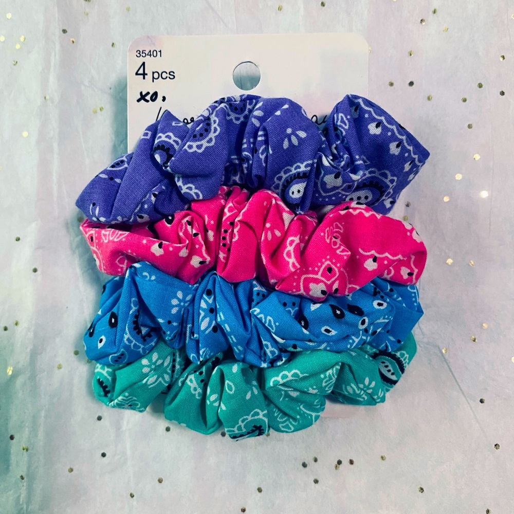 🎀 4/$25 Morgan Simianer Xo Scunci Scrunchies Bandana Print 4 Count
